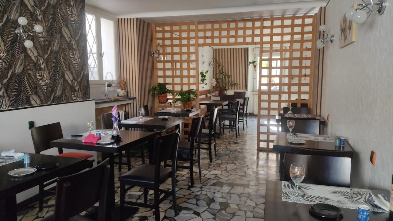 Hotel Le Bearn Bagnères-de-Bigorre Exteriör bild