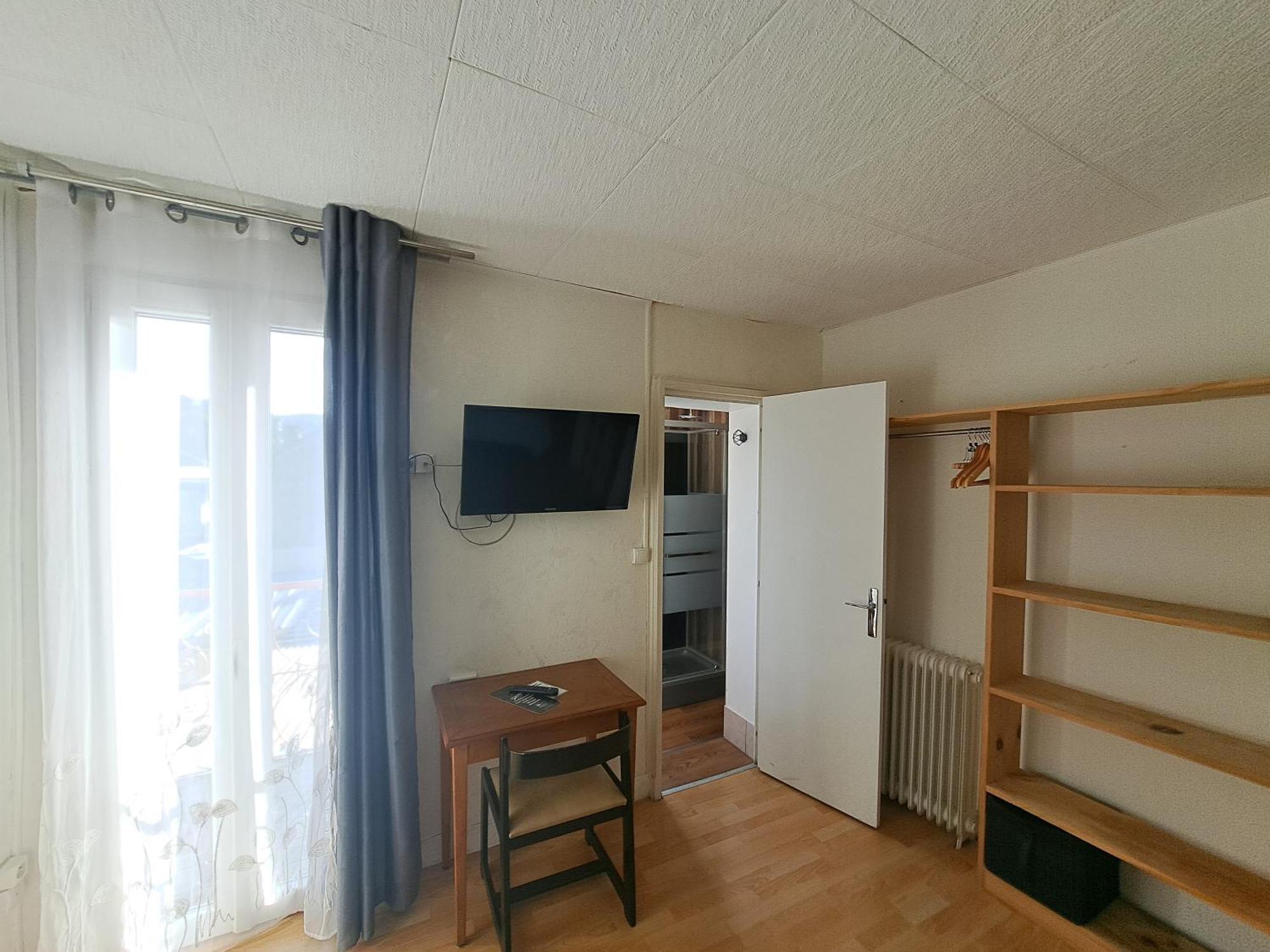 Hotel Le Bearn Bagnères-de-Bigorre Exteriör bild